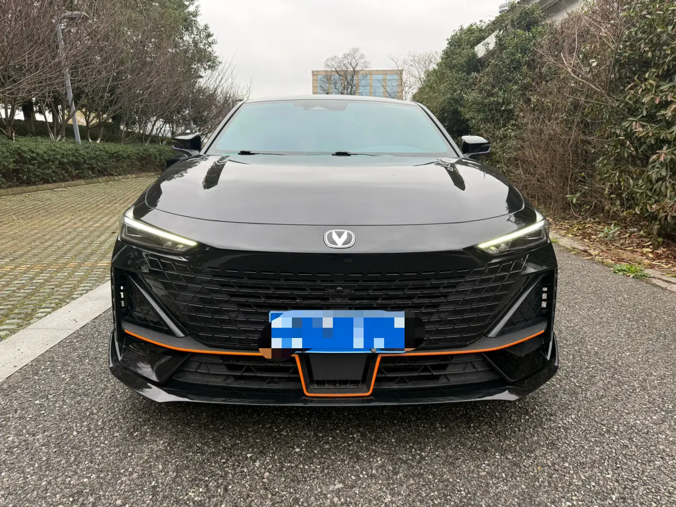 Changan UNI-V  из Китая