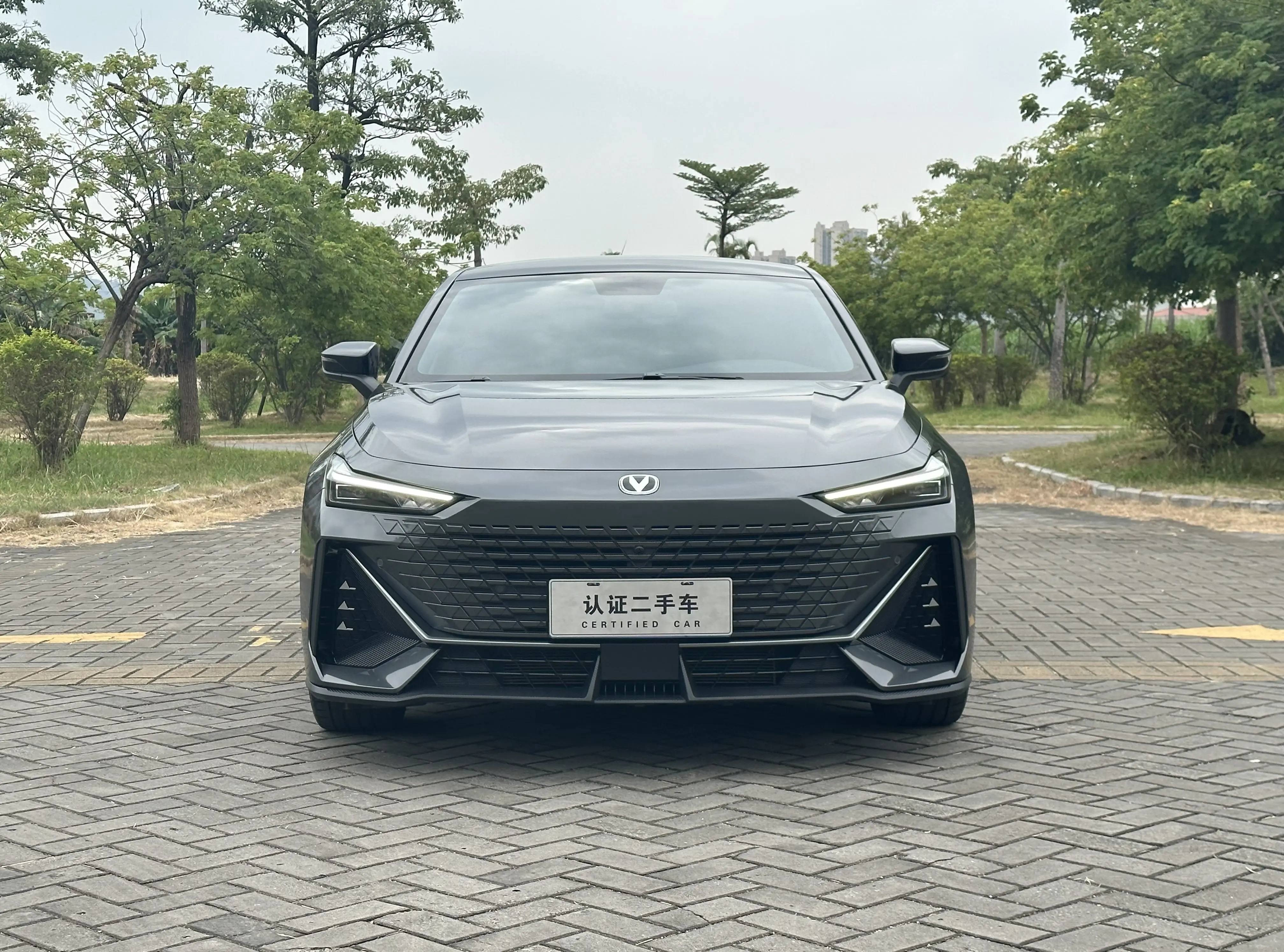 Changan UNI-V  из Китая