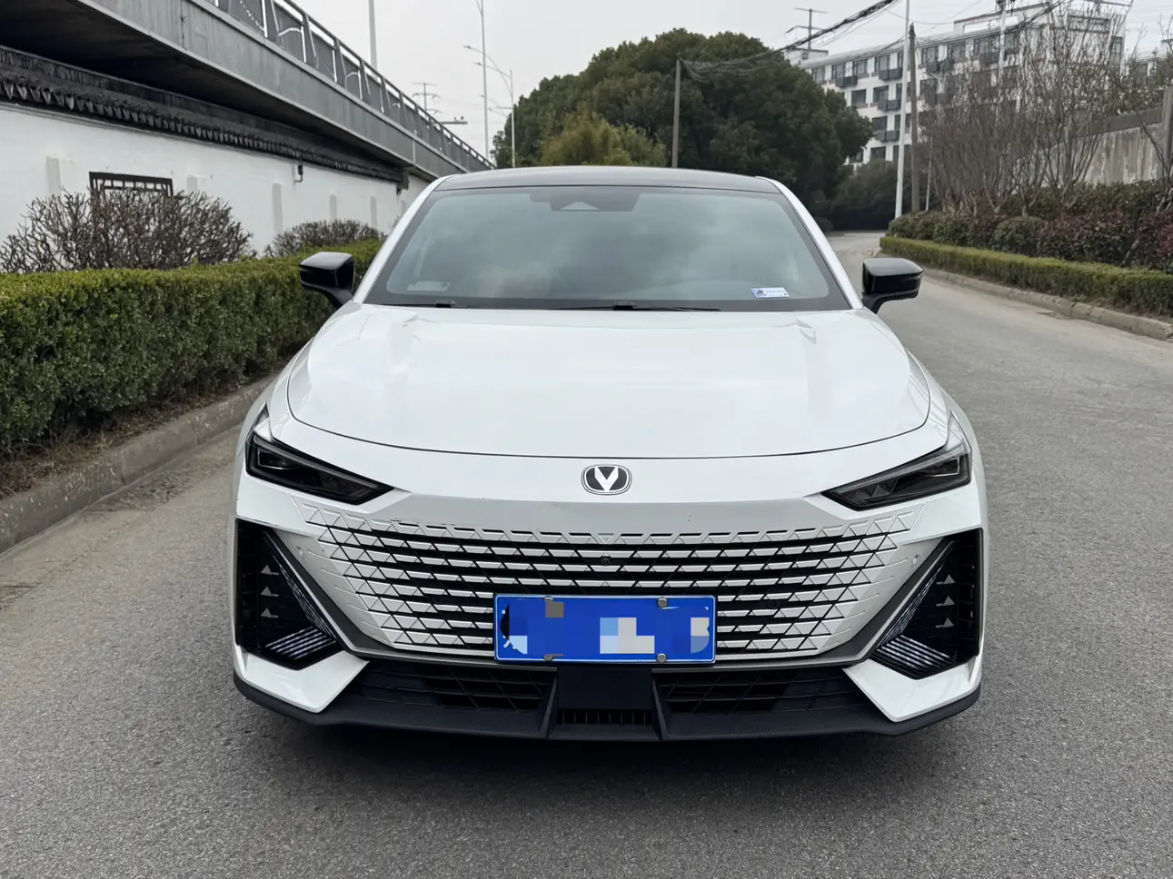 Changan UNI-V  из Китая
