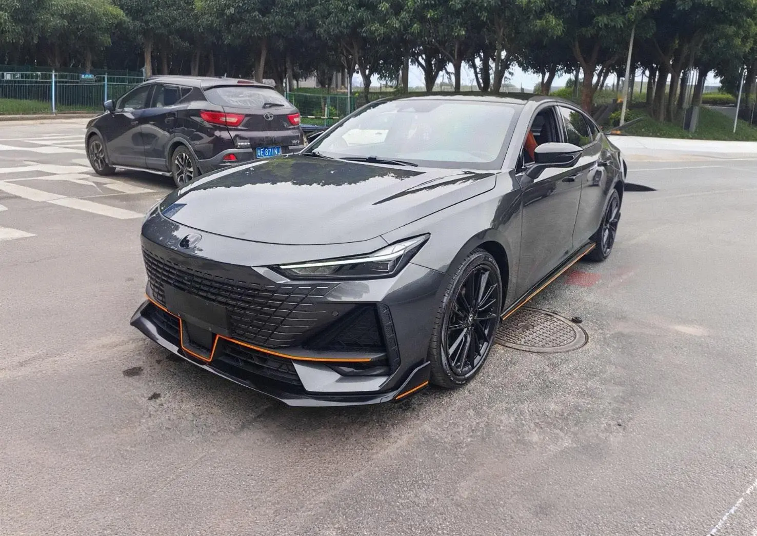 Changan UNI-V  из Китая