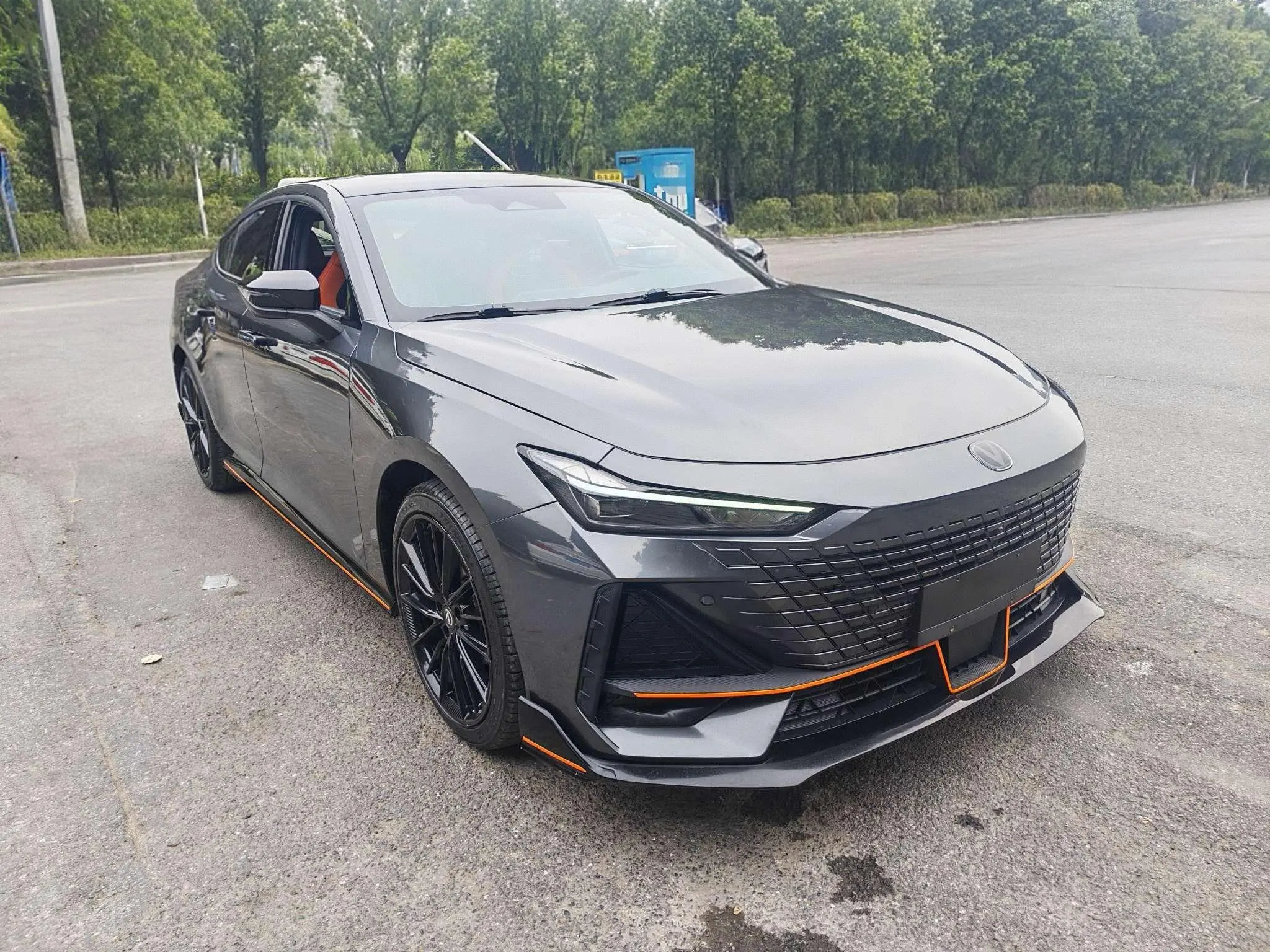 Changan UNI-V  из Китая