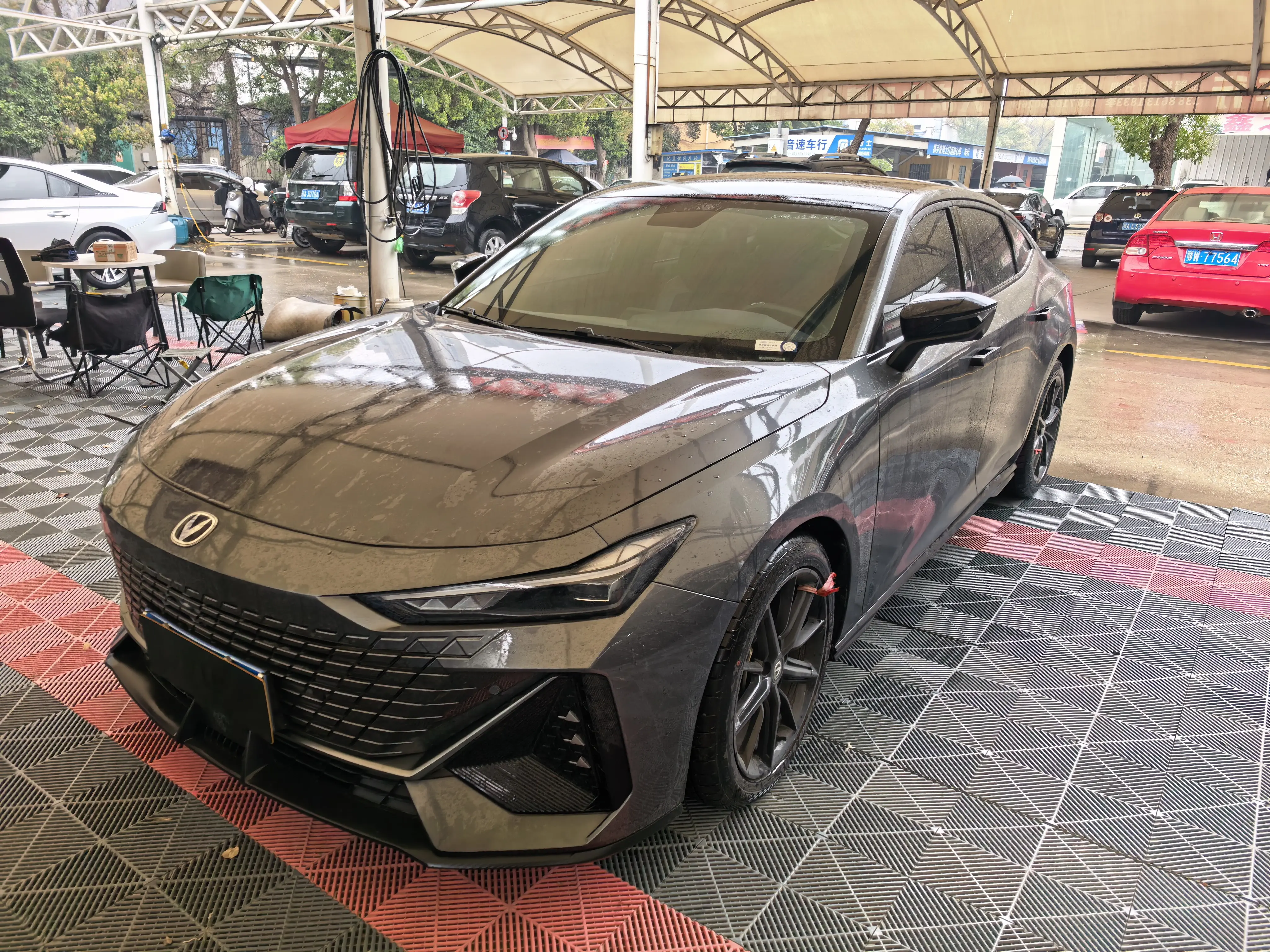 Changan UNI-V  из Китая