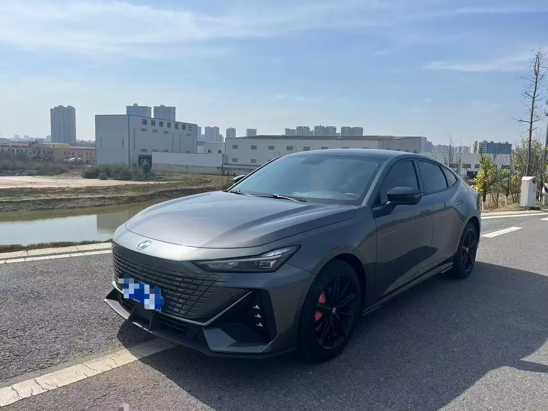 Changan UNI-V  из Китая