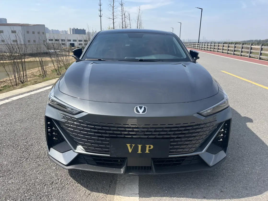 Changan UNI-V  из Китая