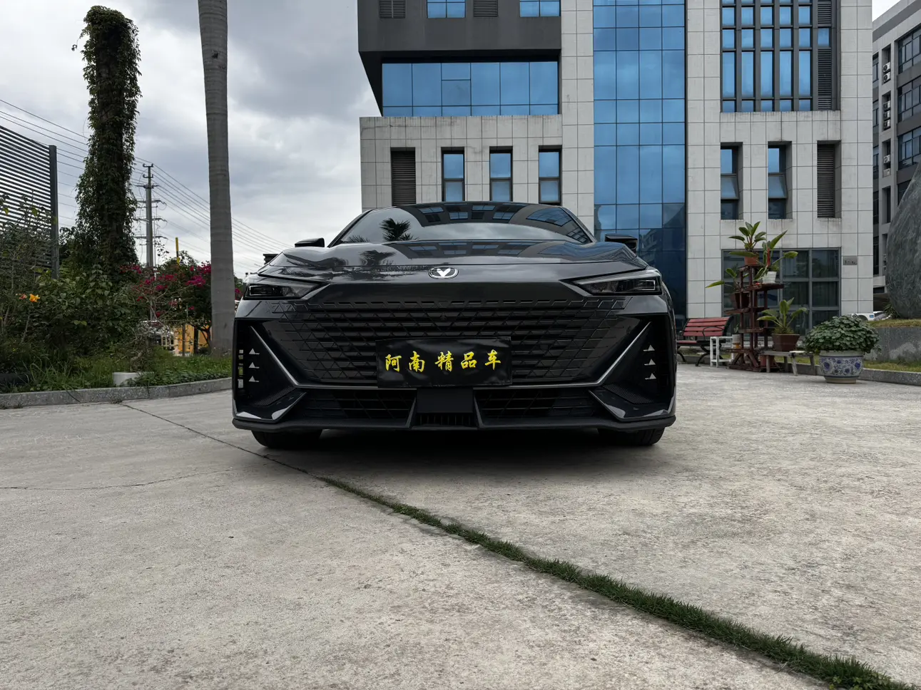 Changan UNI-V  из Китая