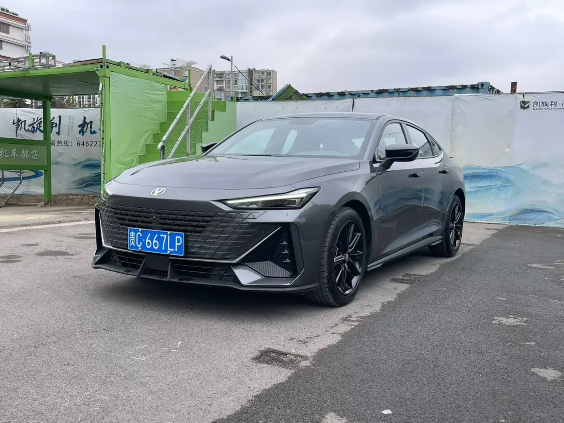 Changan UNI-V  из Китая