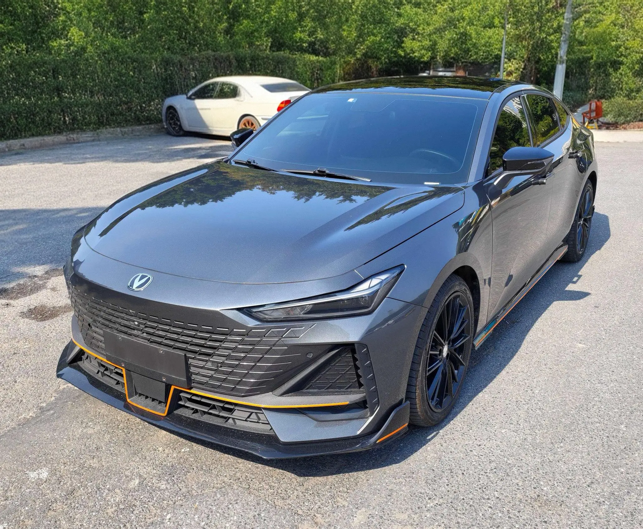 Changan UNI-V  из Китая