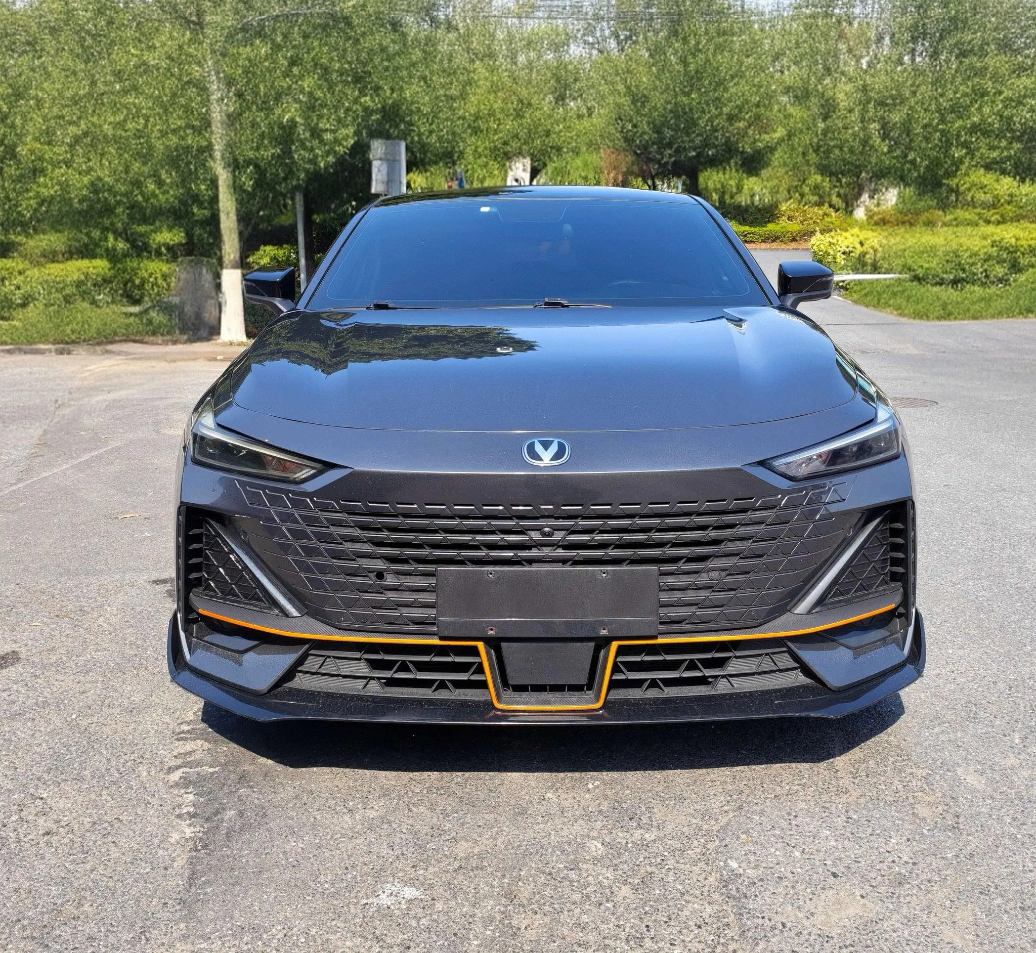 Changan UNI-V  из Китая