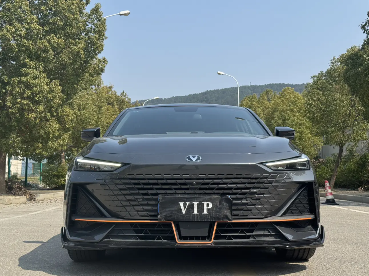 Changan UNI-V  из Китая