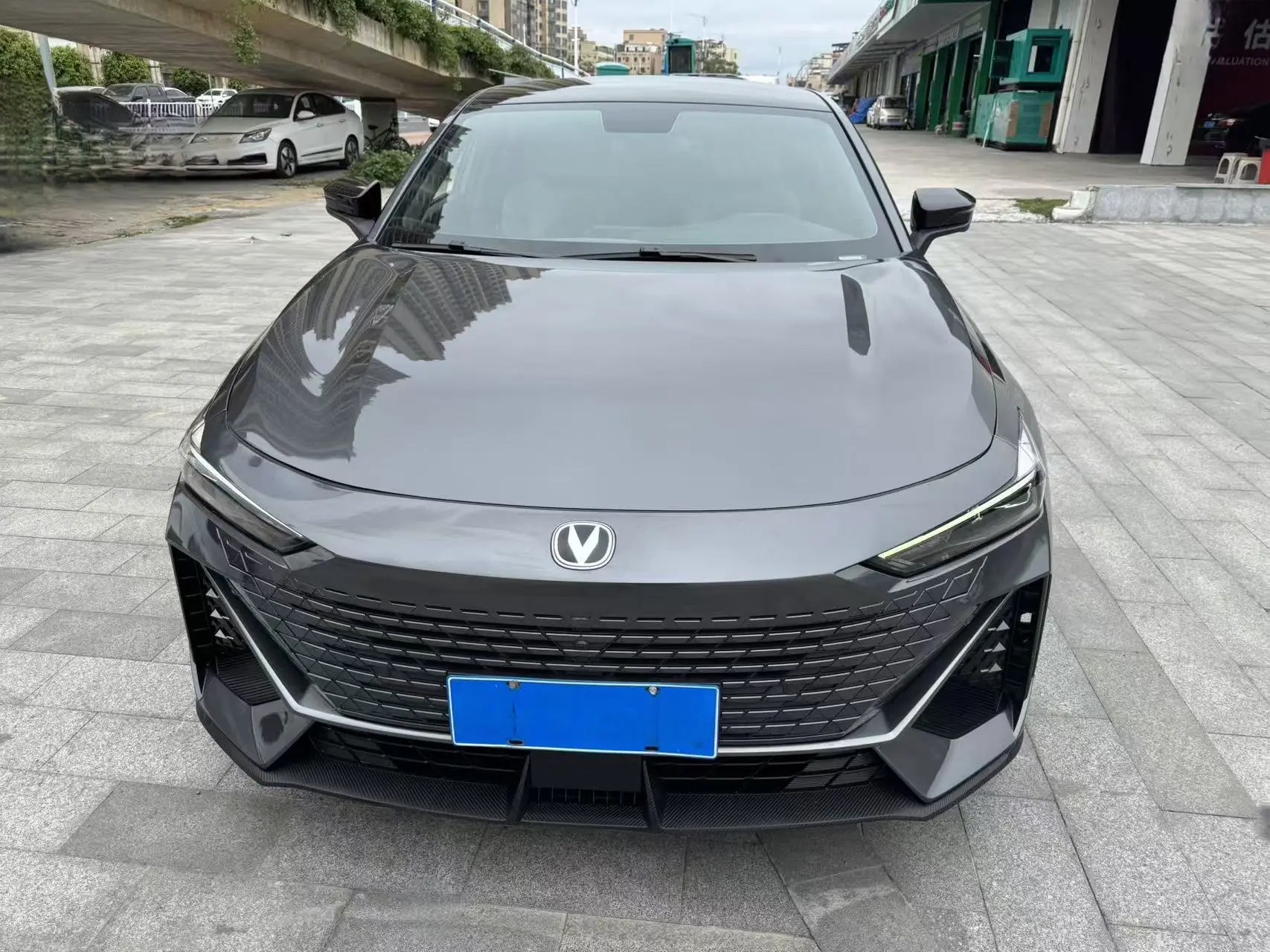 Changan UNI-V  из Китая