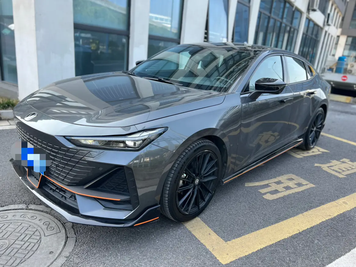 Changan UNI-V  из Китая