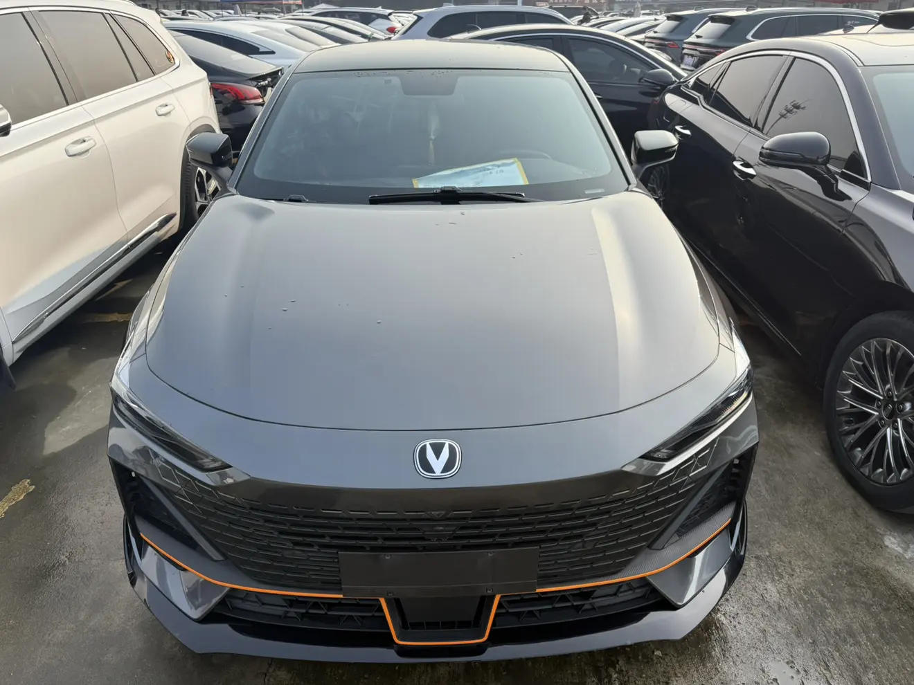 Changan UNI-V  из Китая