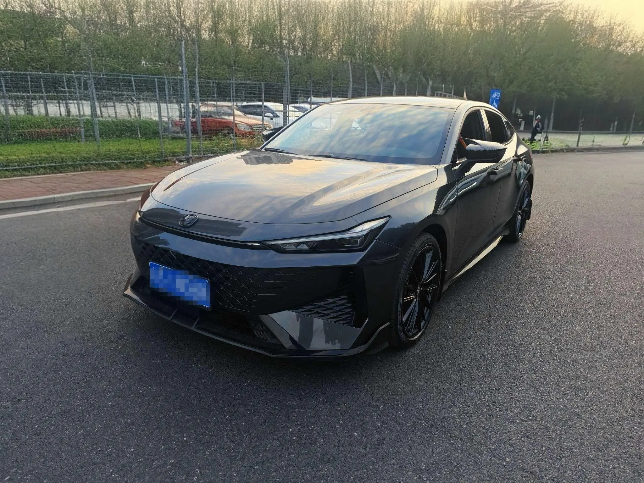 Changan UNI-V  из Китая