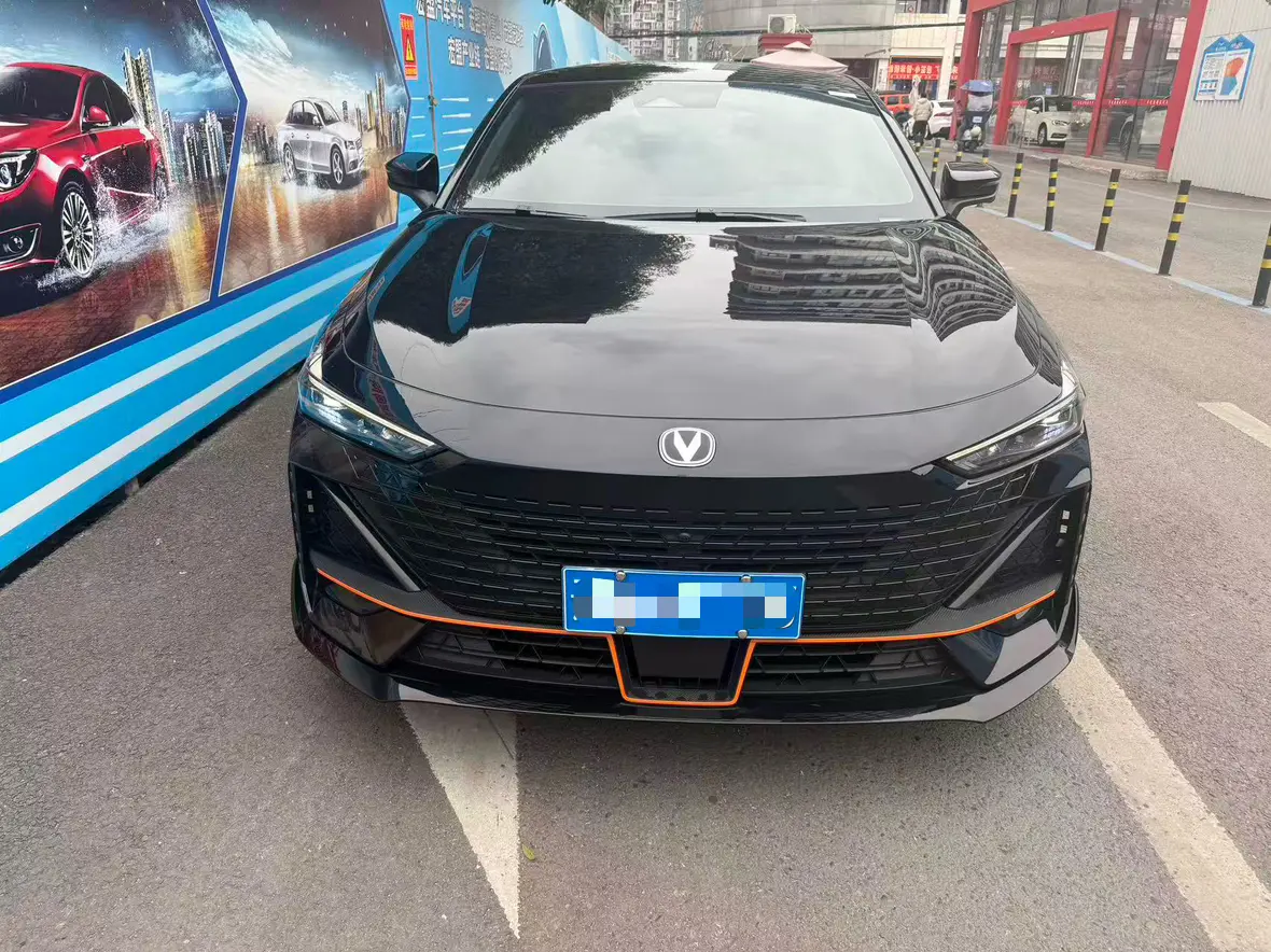 Changan UNI-V  из Китая