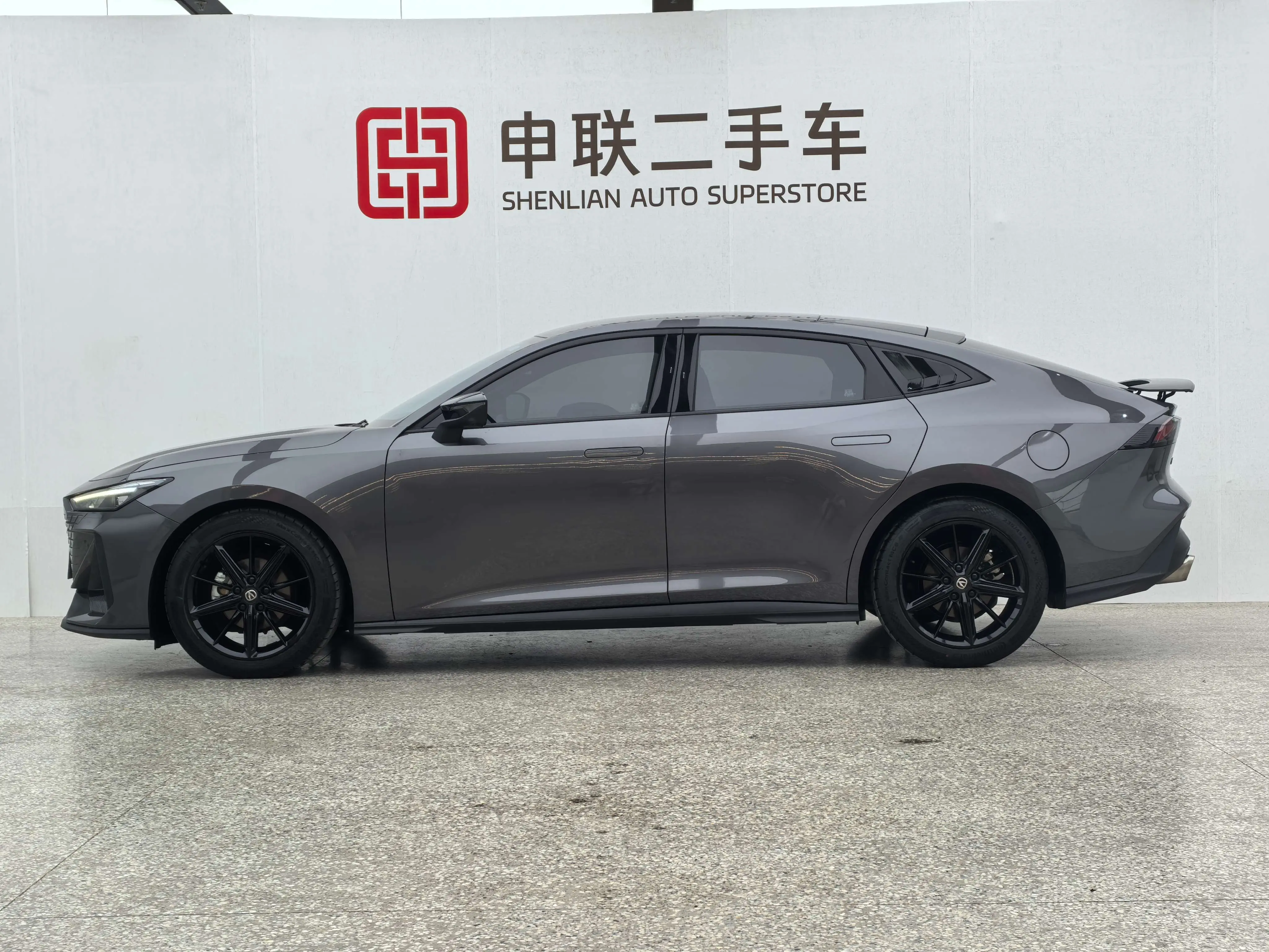 Changan UNI-V  из Китая