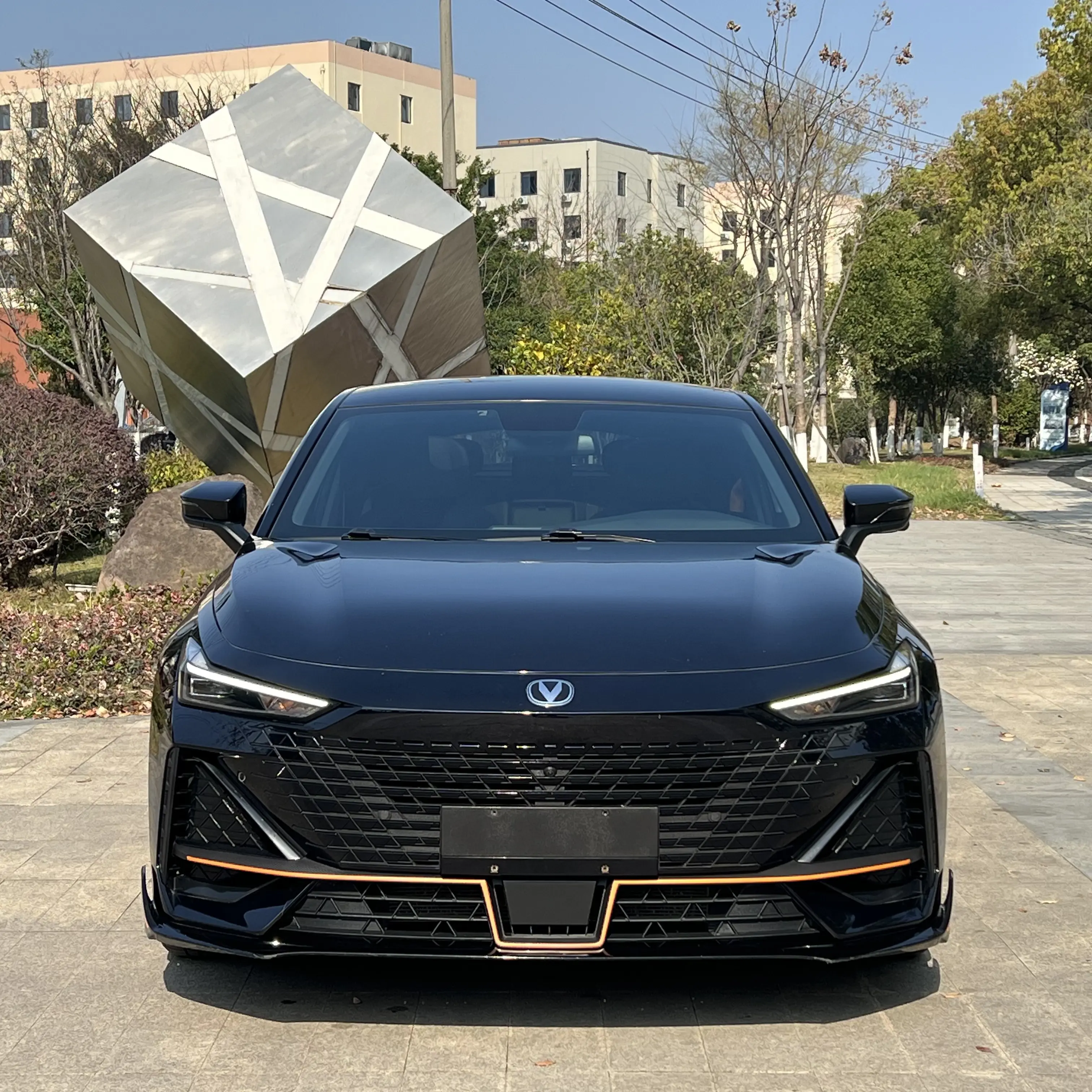 Changan UNI-V  из Китая