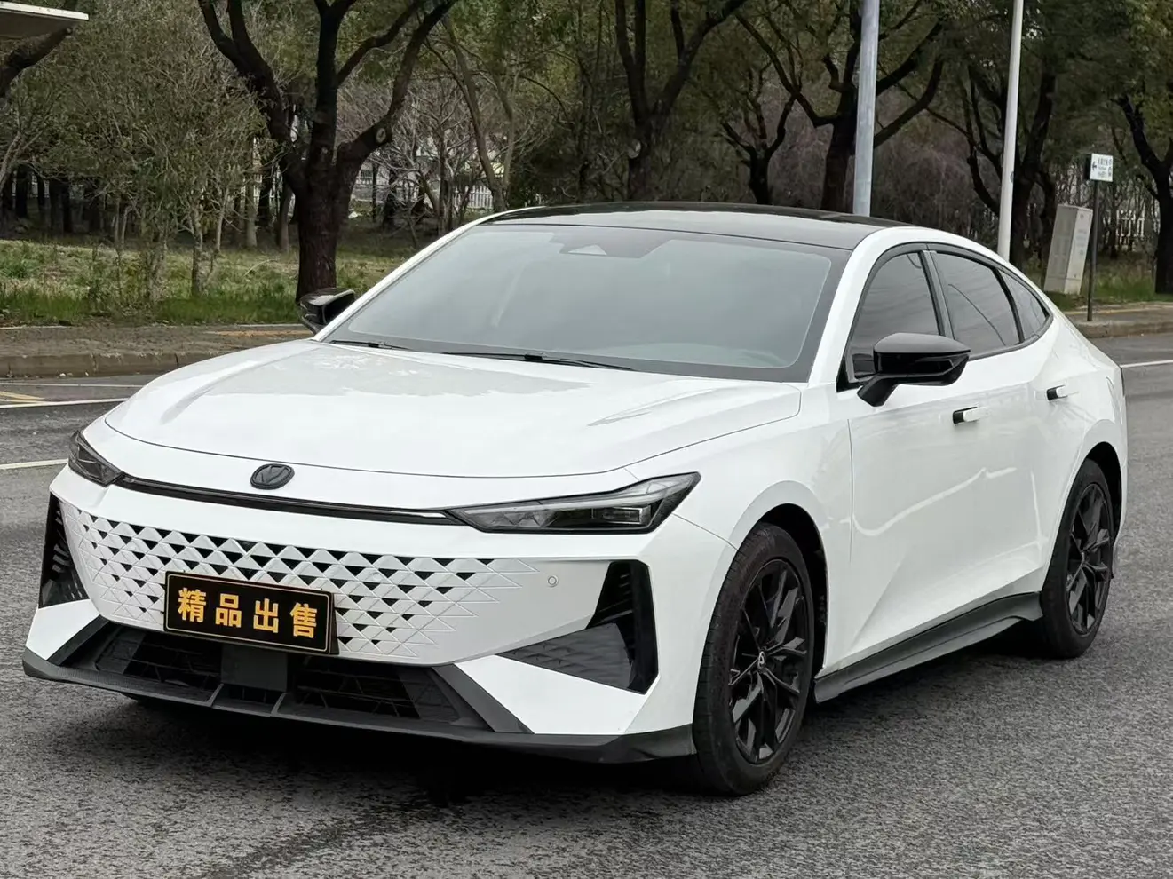 Changan UNI-V  из Китая