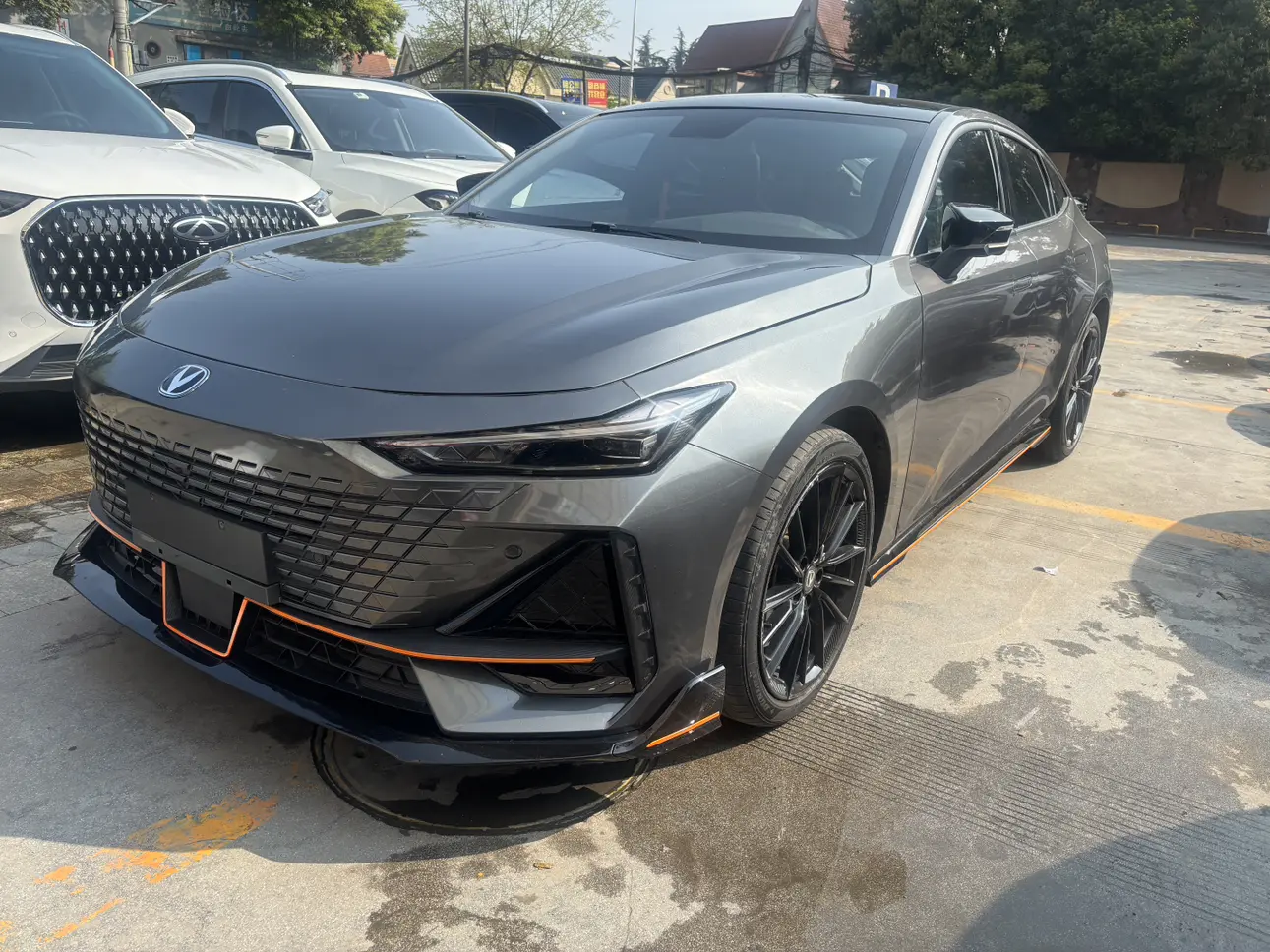 Changan UNI-V  из Китая