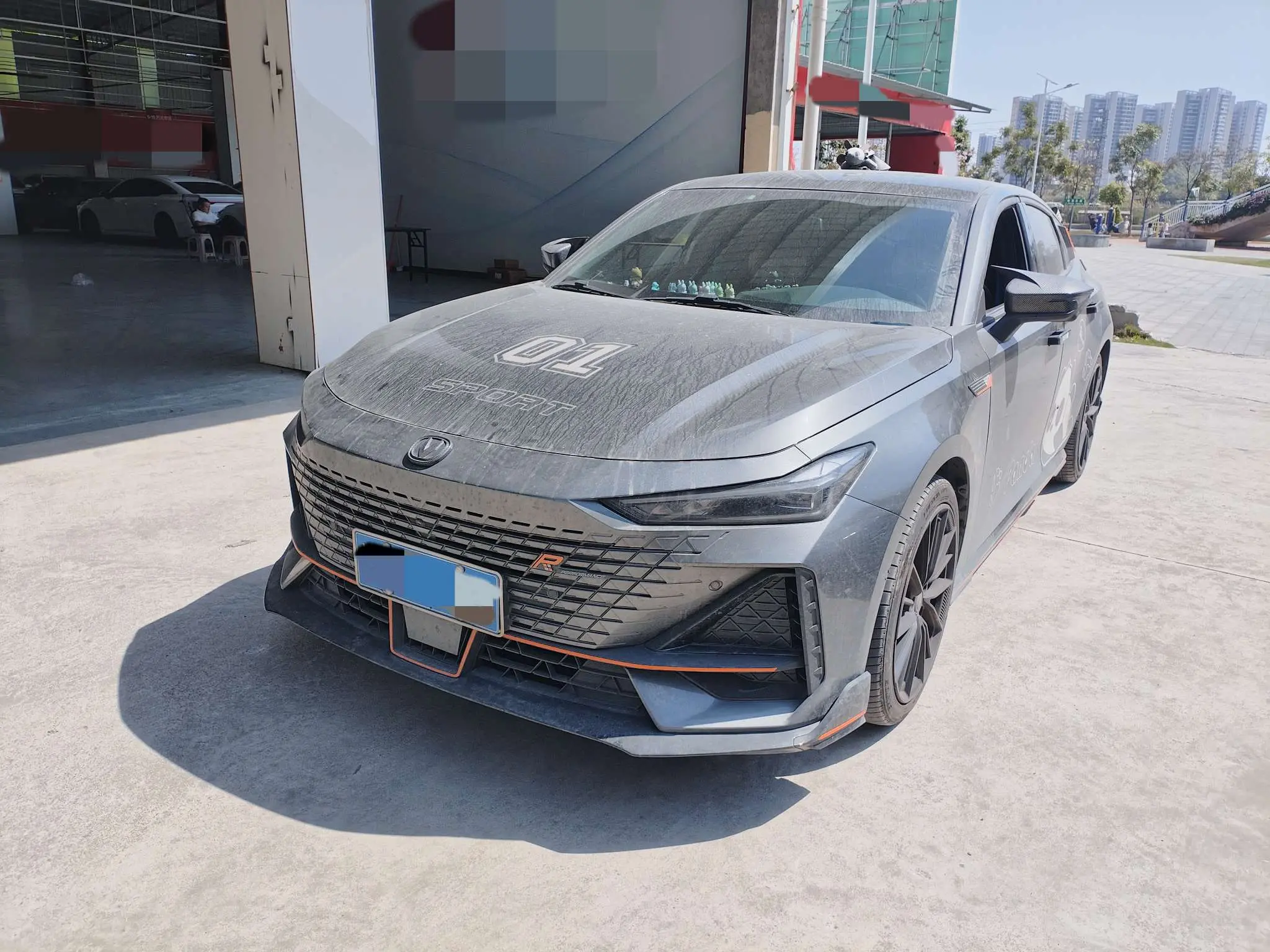 Changan UNI-V  из Китая