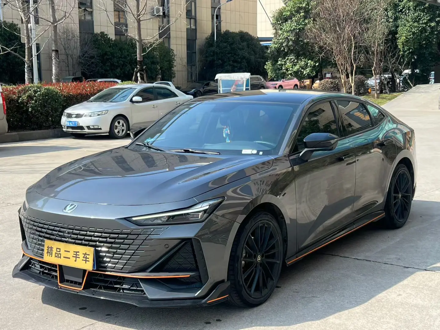 Changan UNI-V  из Китая