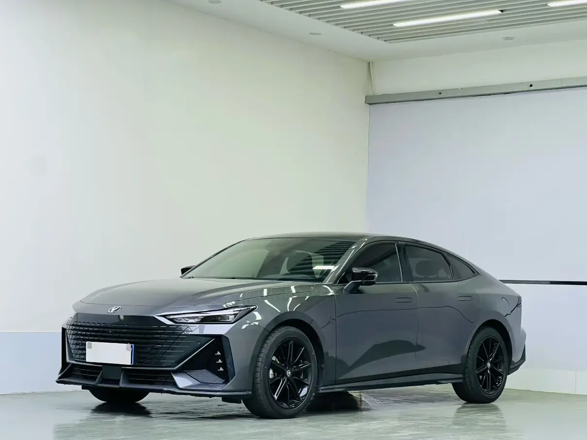 Changan UNI-V  из Китая