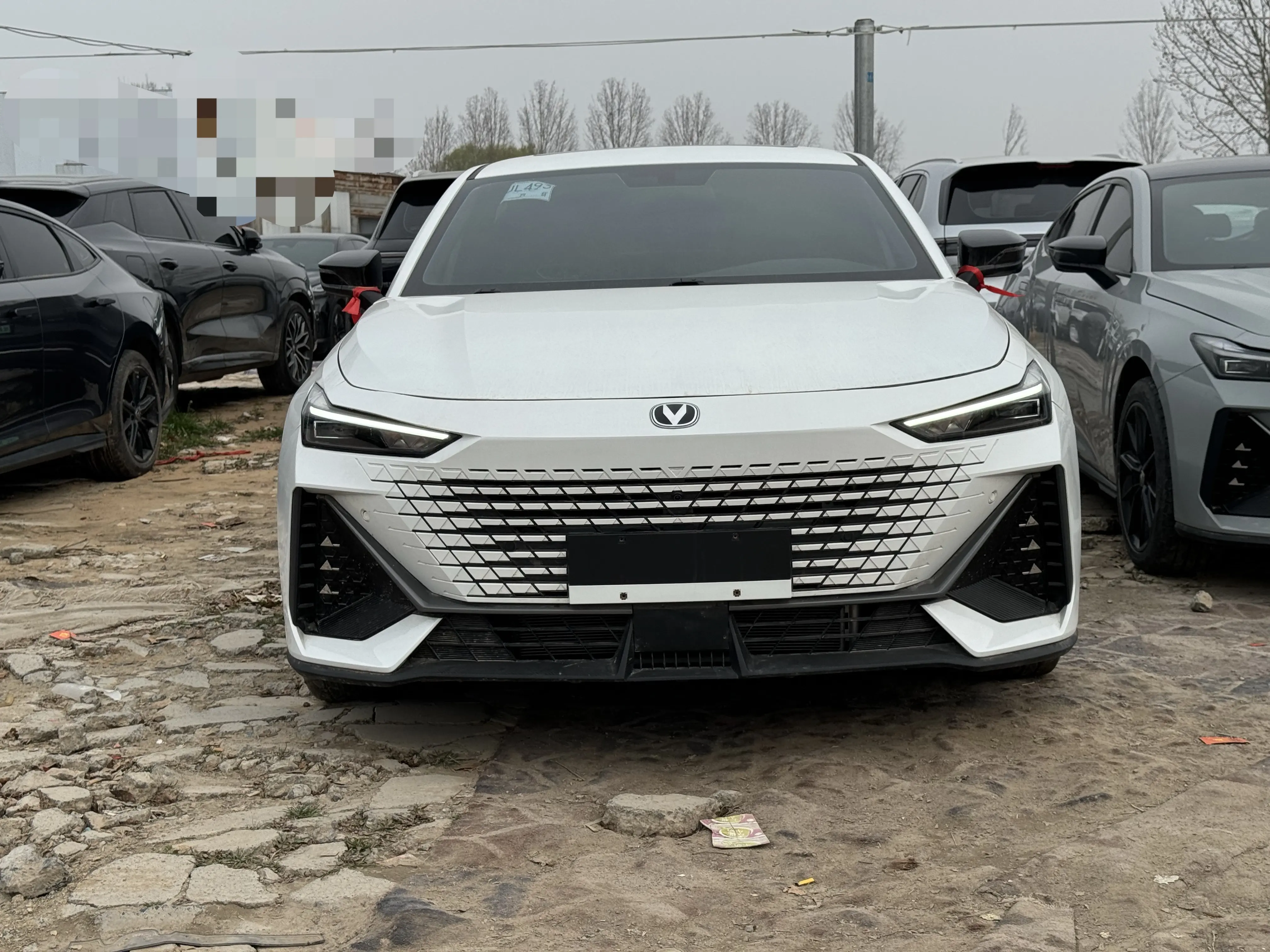 Changan UNI-V  из Китая