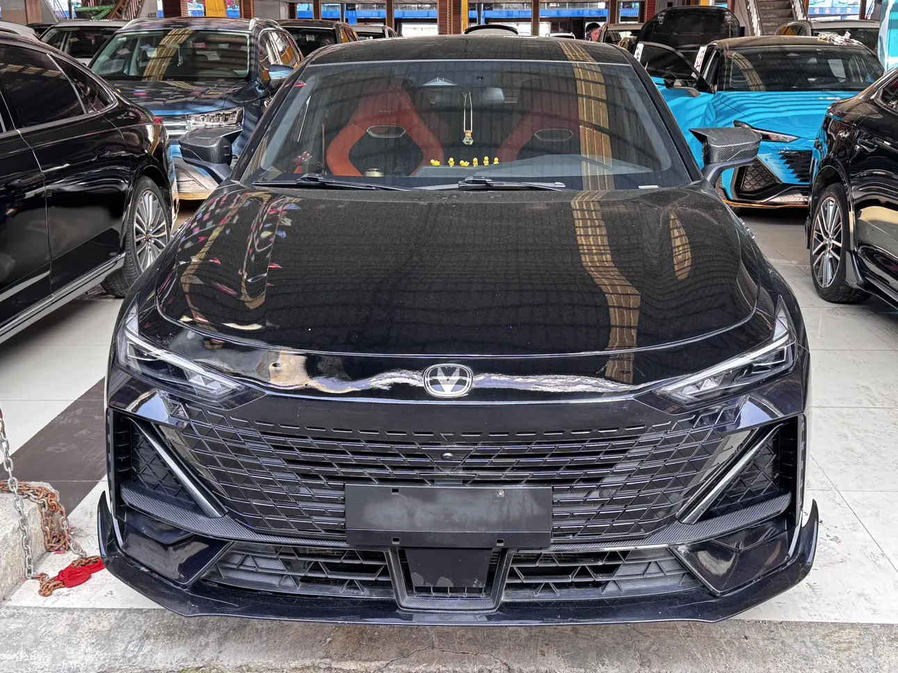 Changan UNI-V  из Китая