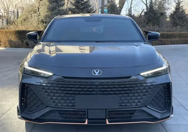 Changan UNI-V  из Китая