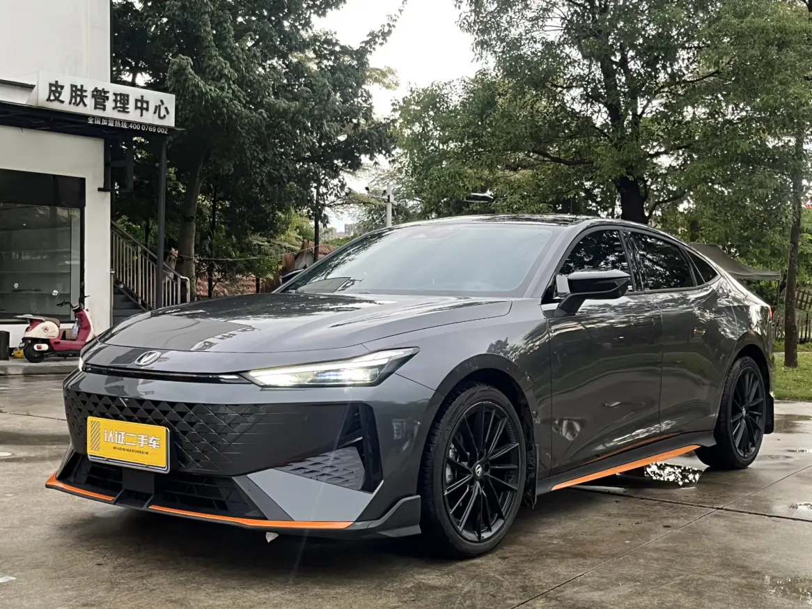 Changan UNI-V  из Китая