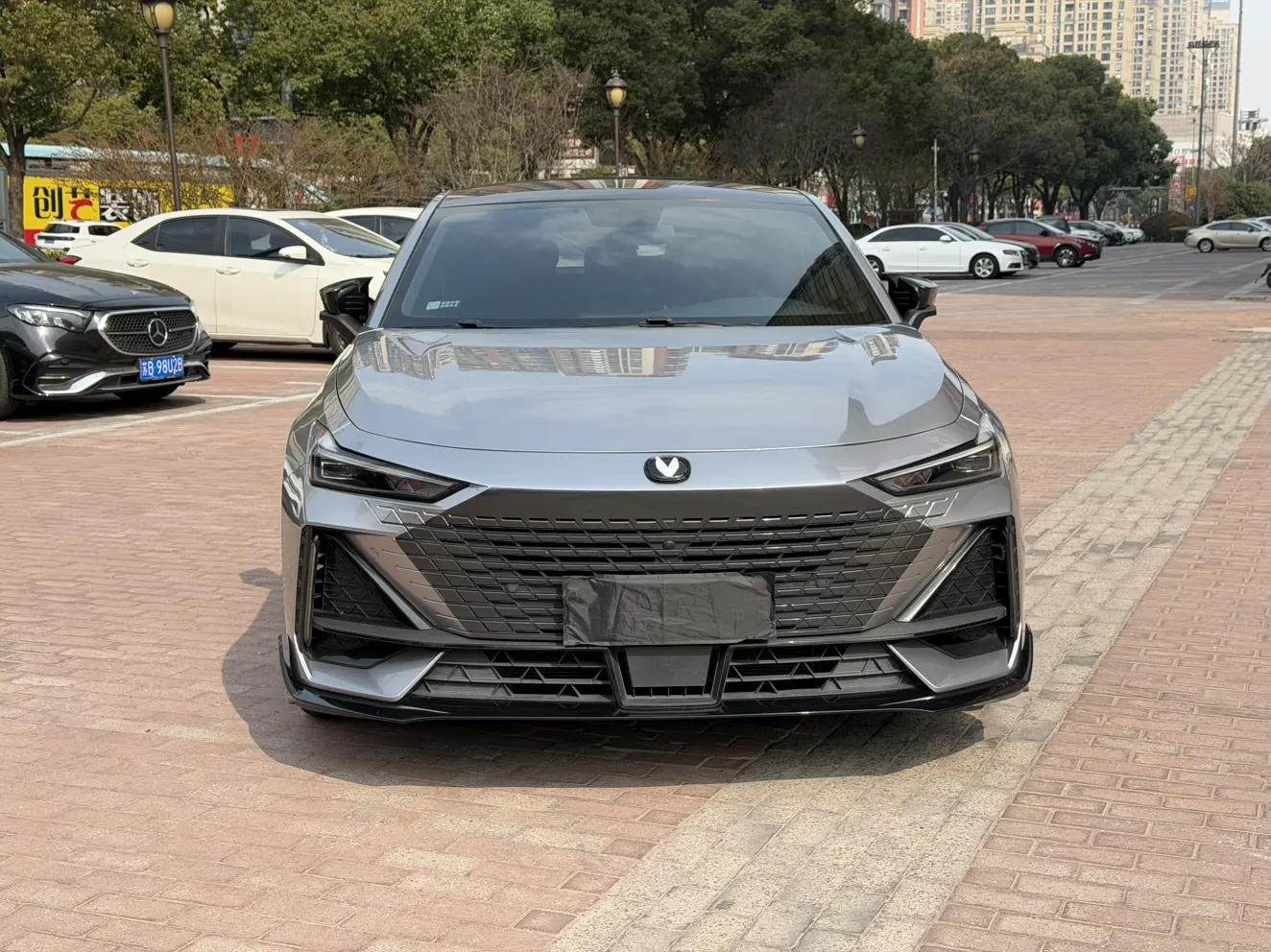 Changan UNI-V  из Китая