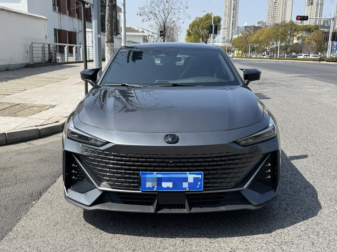 Changan UNI-V  из Китая