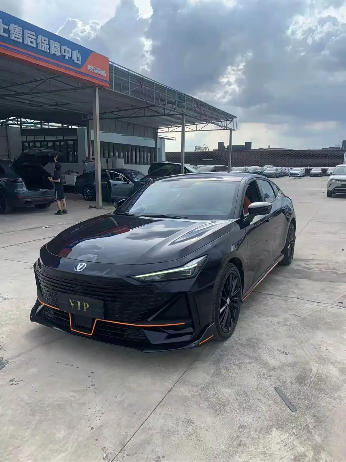 Changan UNI-V  из Китая