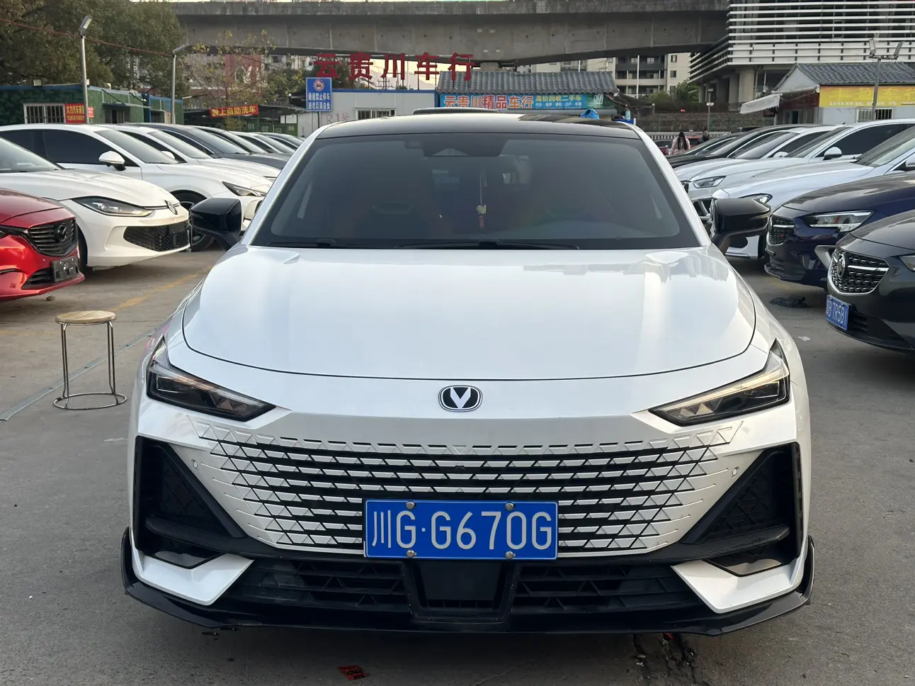 Changan UNI-V  из Китая