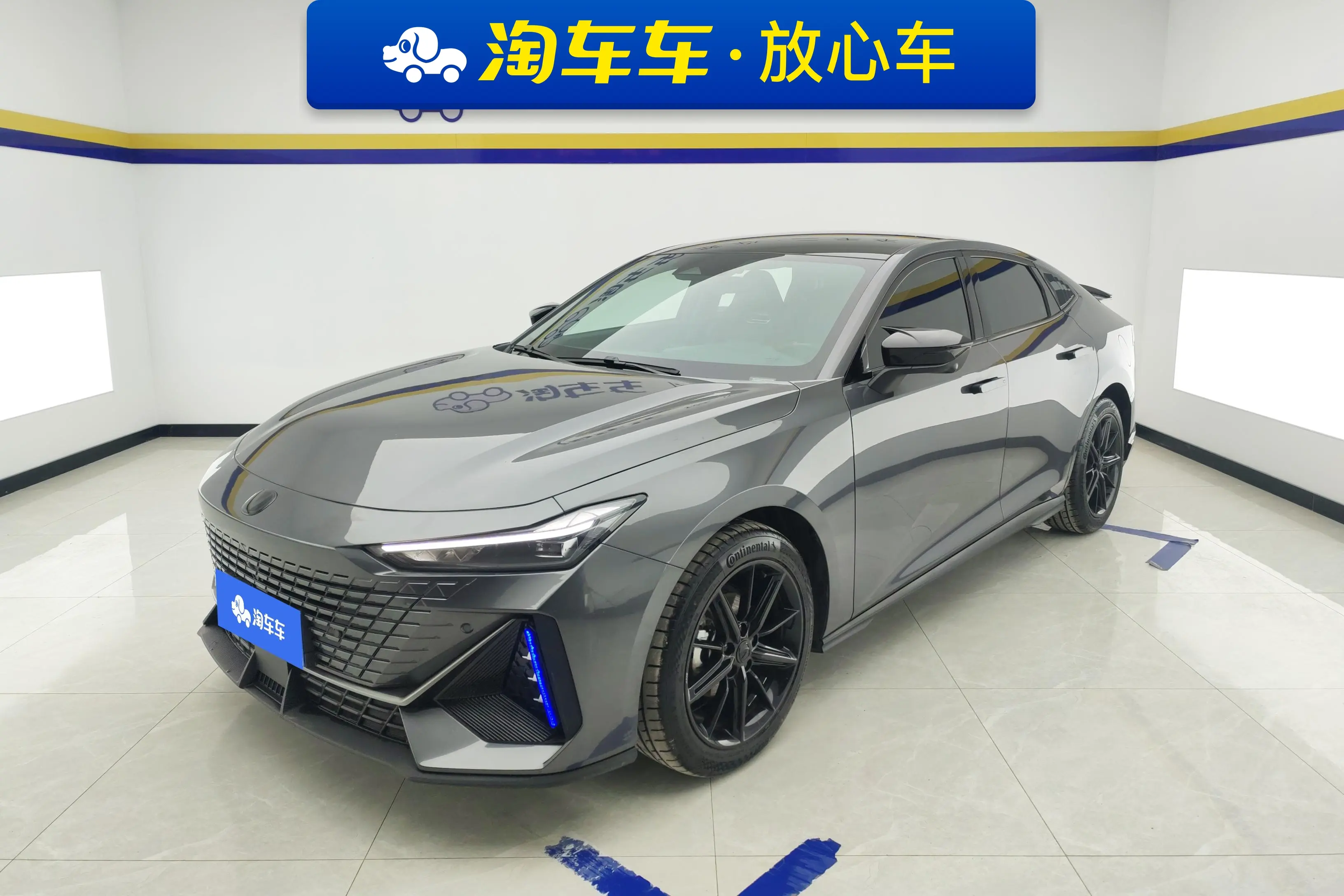 Changan UNI-V  из Китая