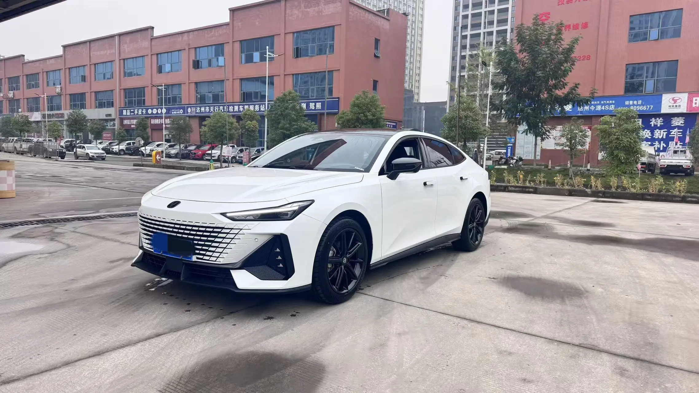 Changan UNI-V  из Китая