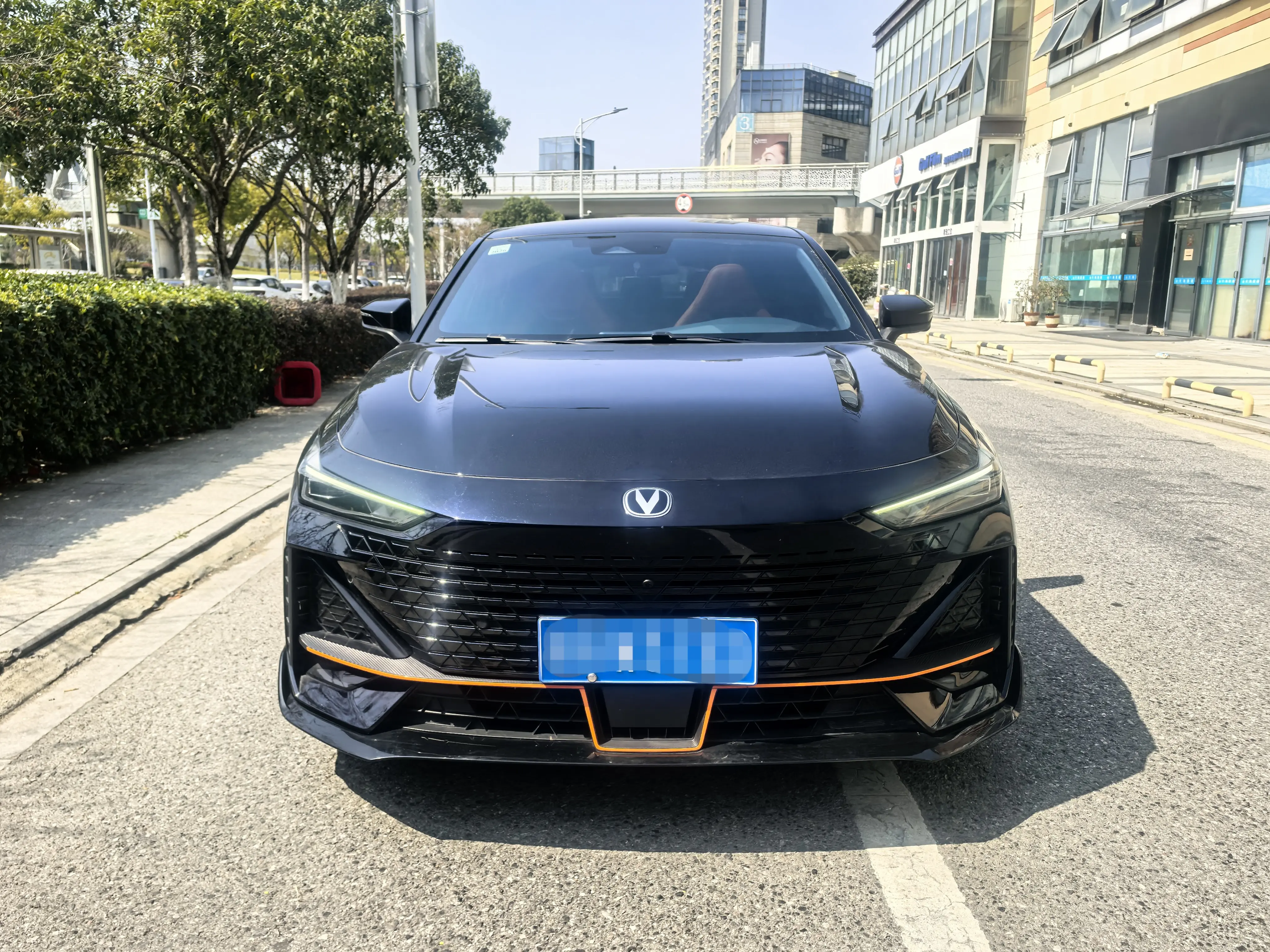 Changan UNI-V  из Китая