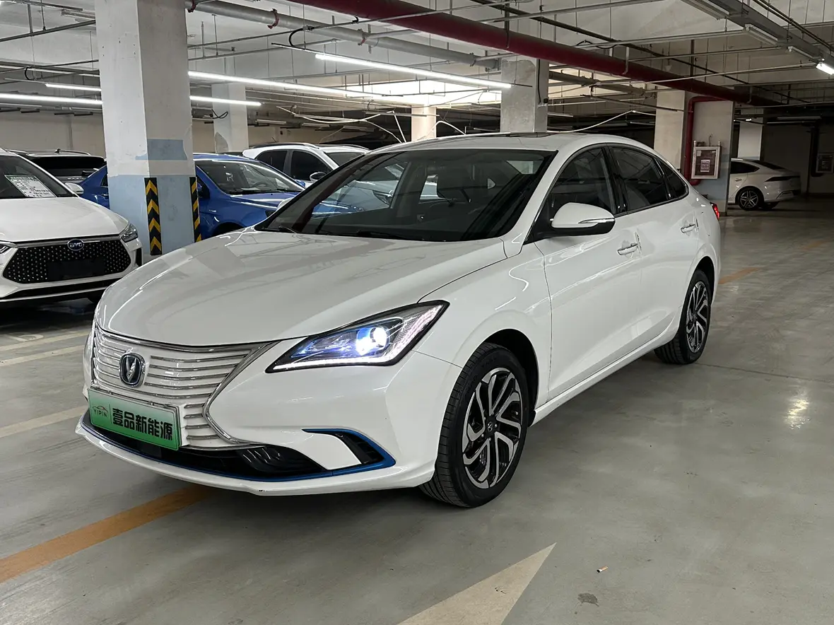 Changan Eado EV  из Китая