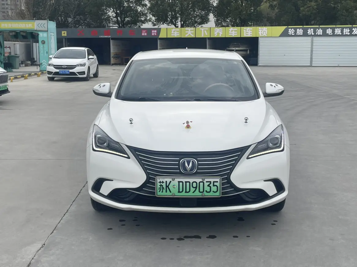 Changan Eado EV  из Китая