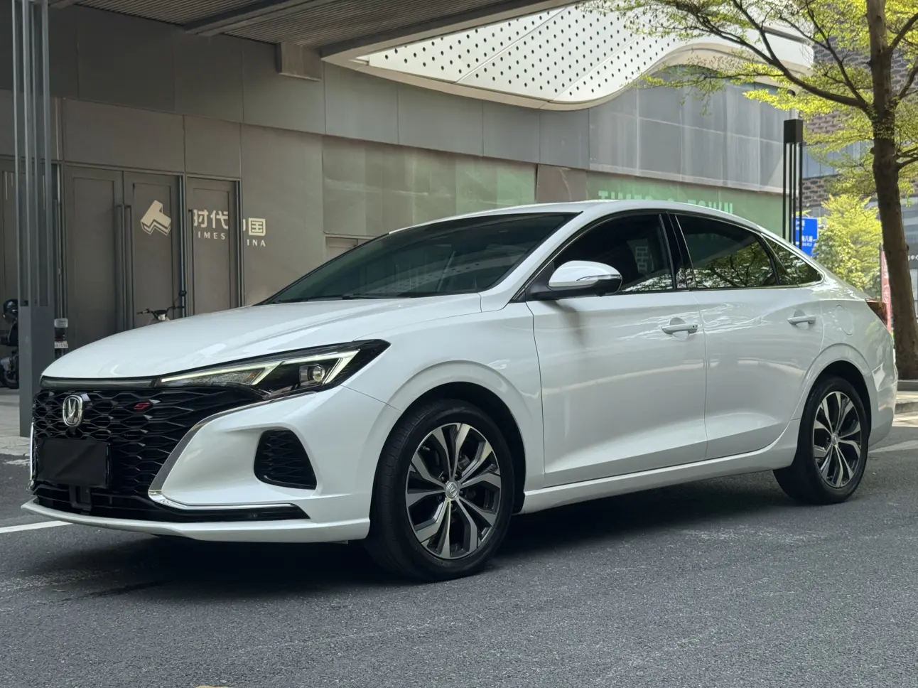 Changan Escape  из Китая