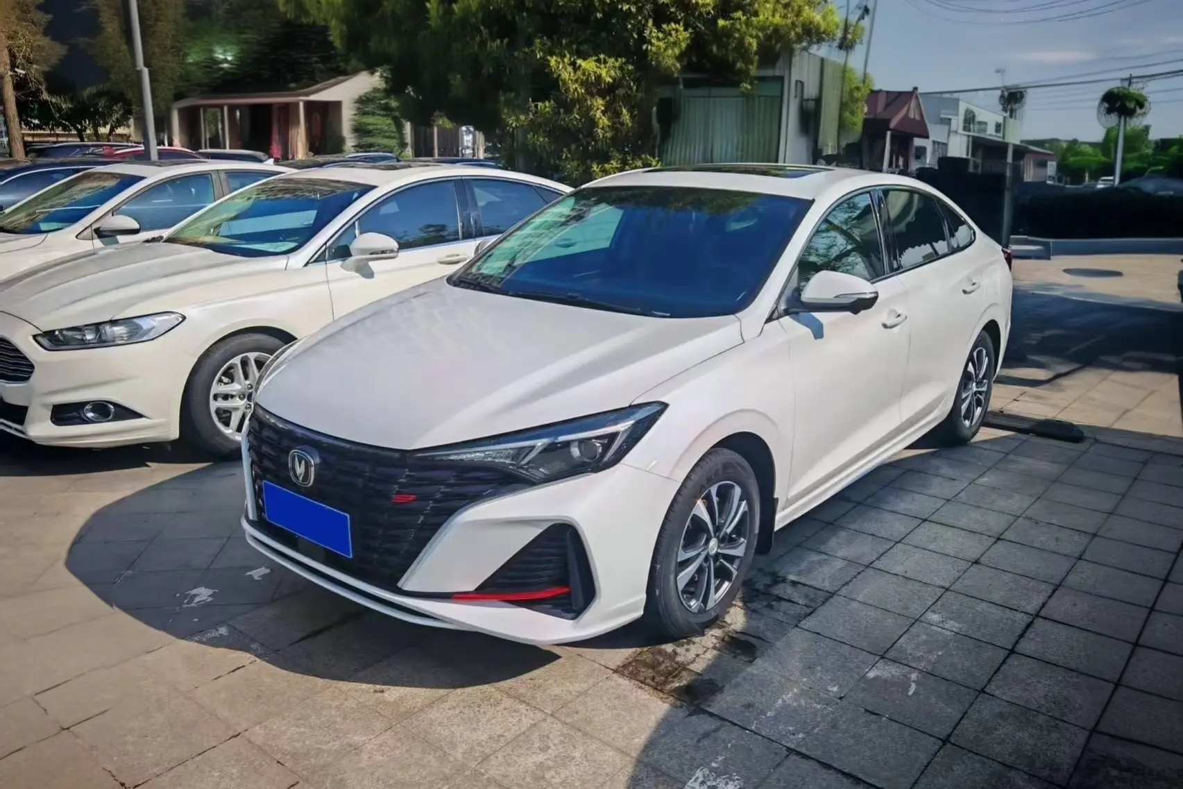 Changan Escape  из Китая