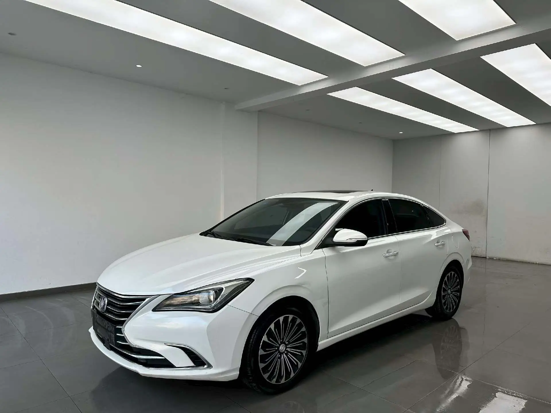 Changan Escape  из Китая