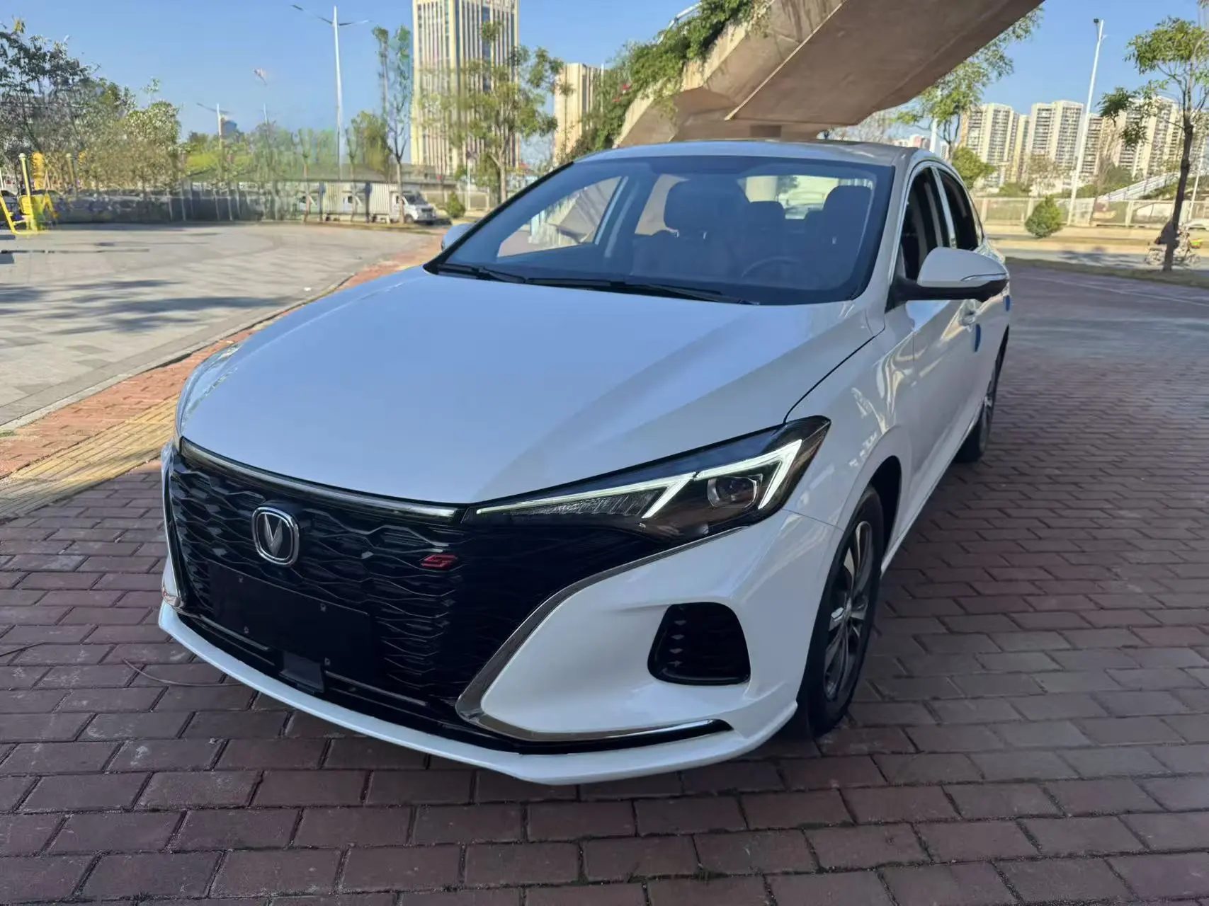 Changan Escape  из Китая