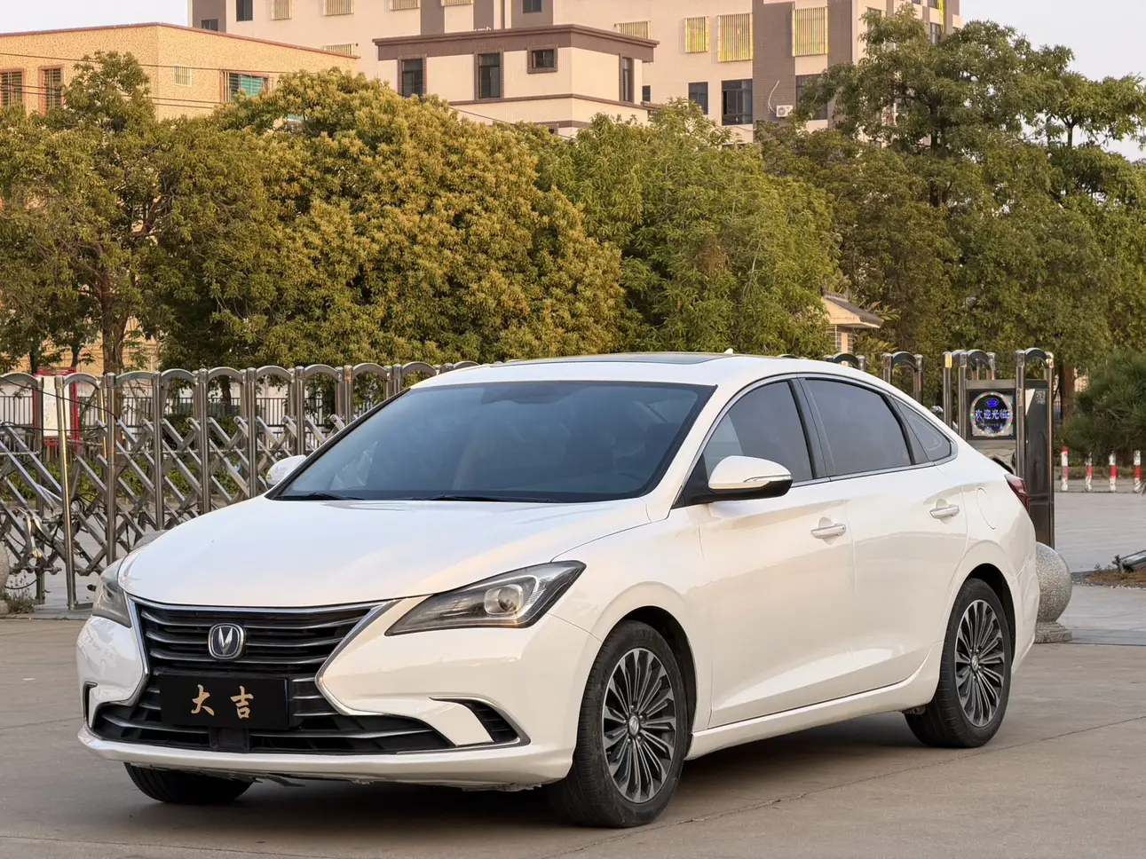 Changan Escape  из Китая