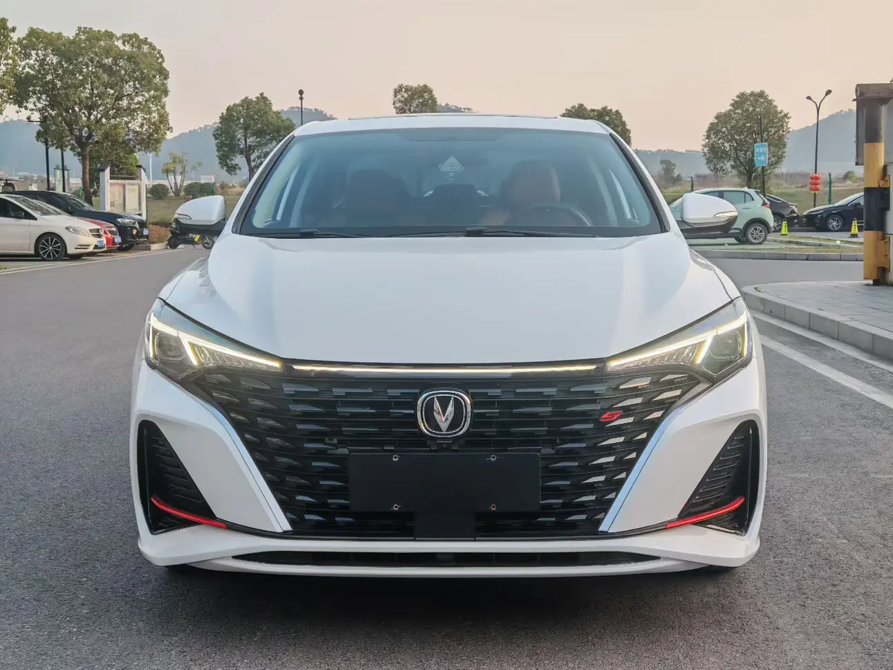 Changan Escape  из Китая