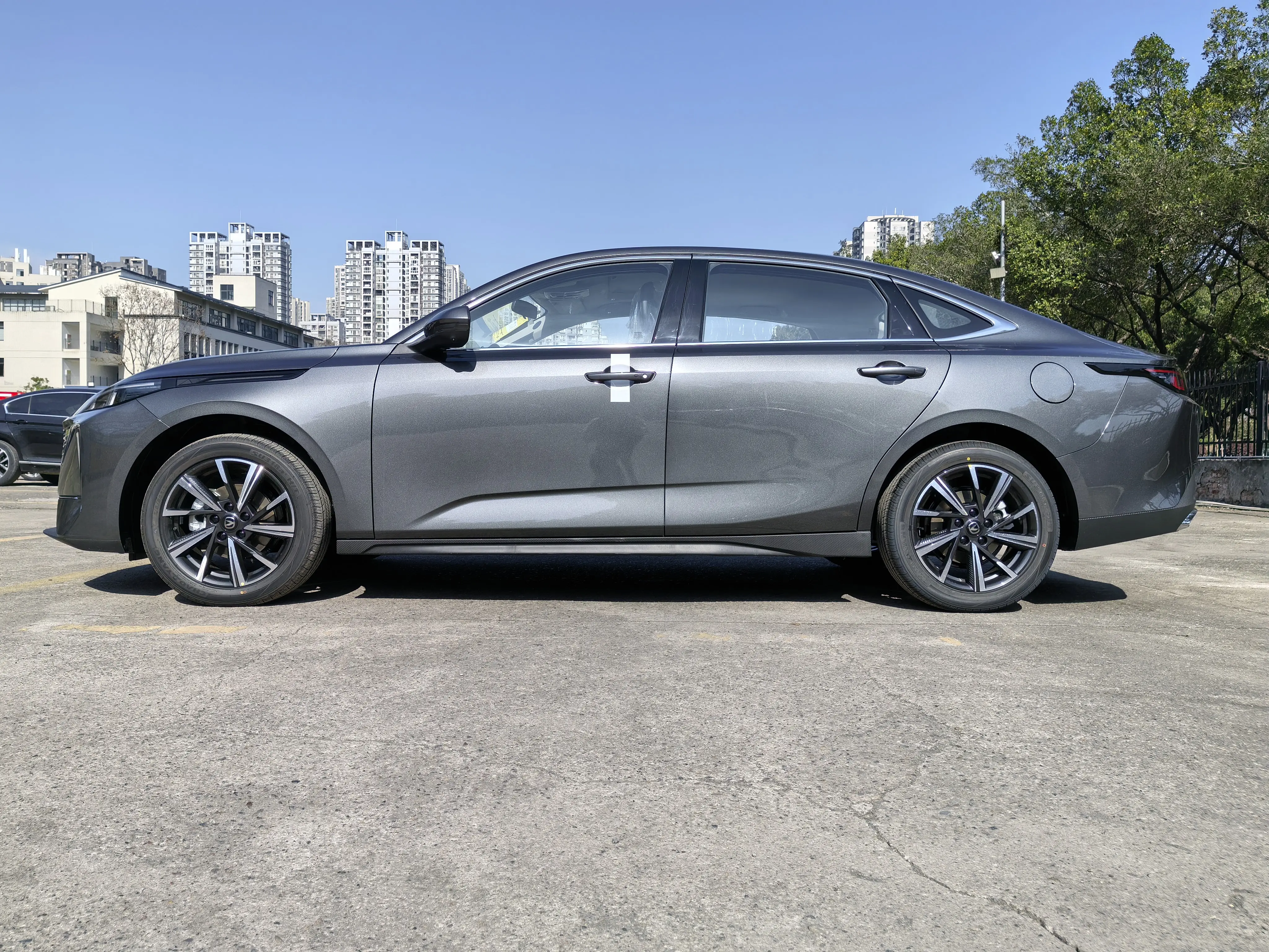 Changan Escape  из Китая