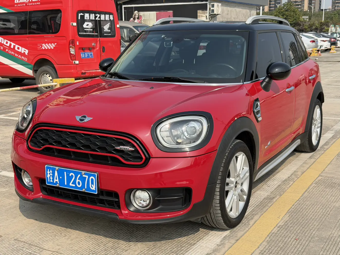 MINI COUNTRYMAN