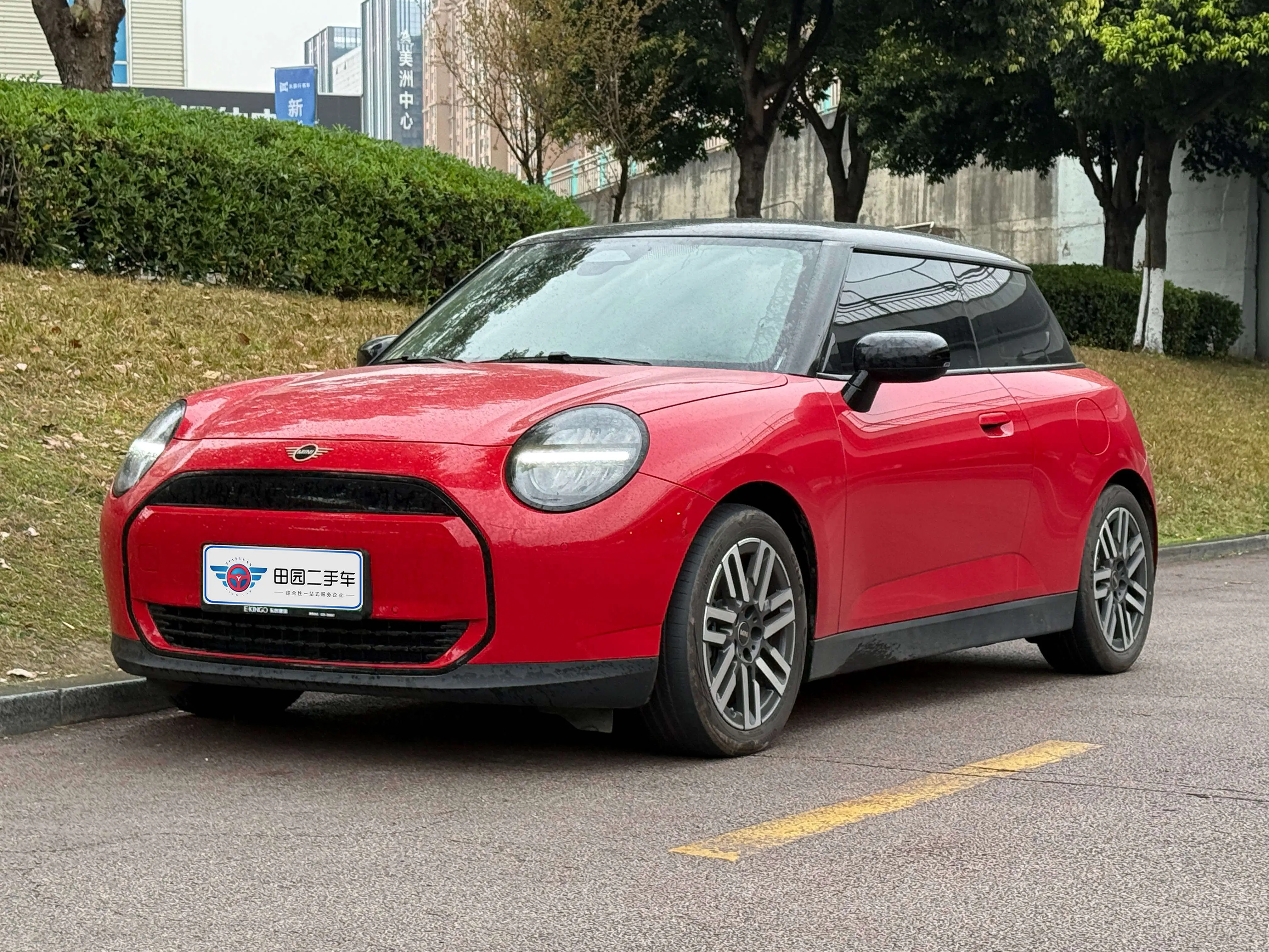 MINI ELECTRIC  COOPER  из Китая