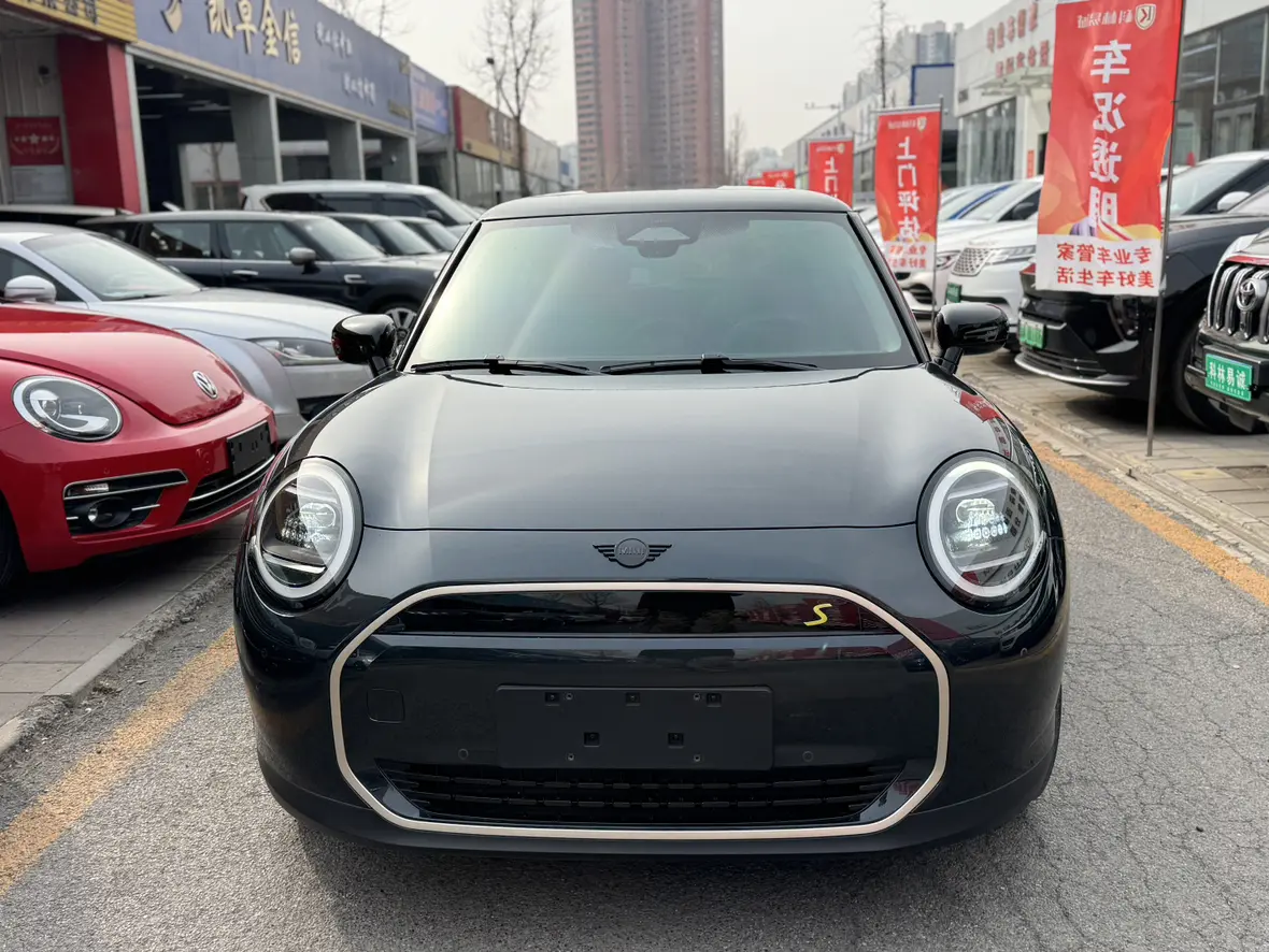 MINI ELECTRIC  COOPER  из Китая