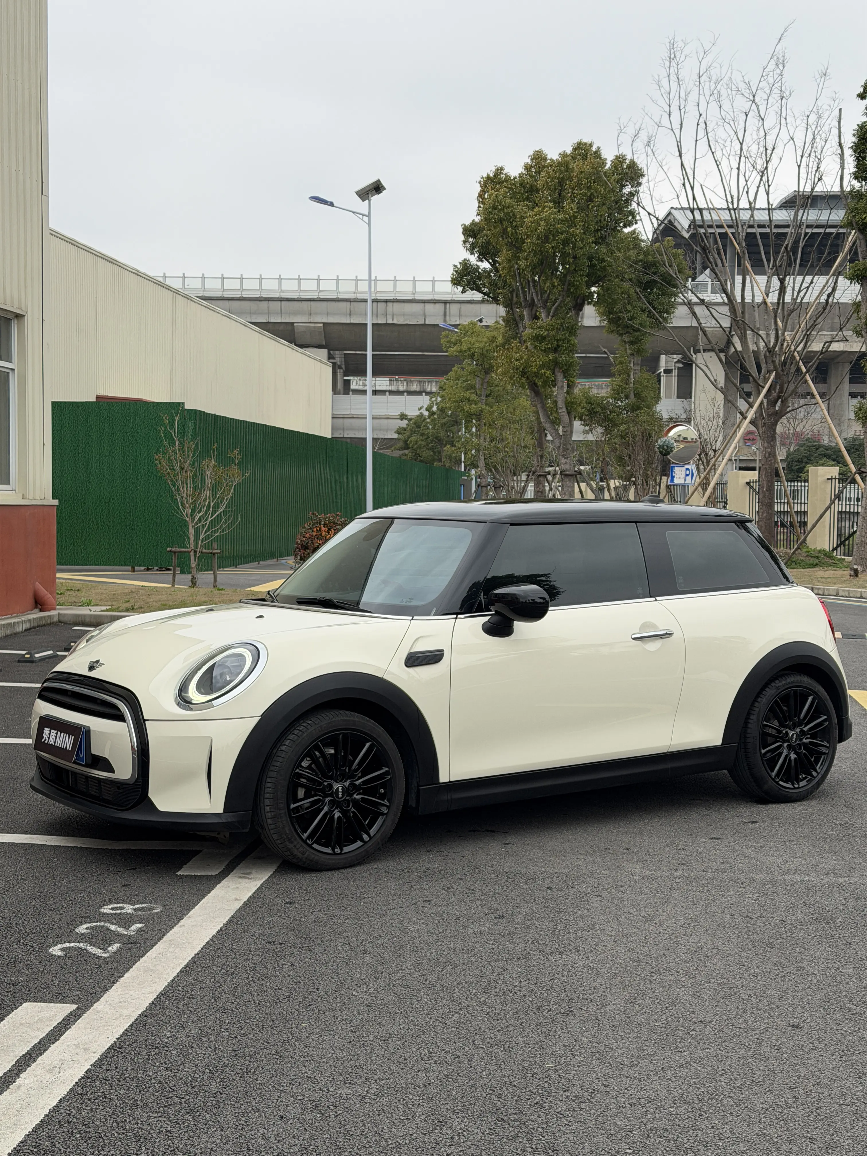 MINI MINI