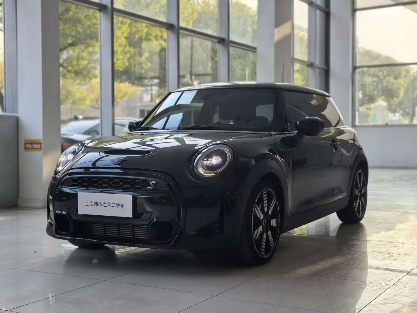 MINI MINI